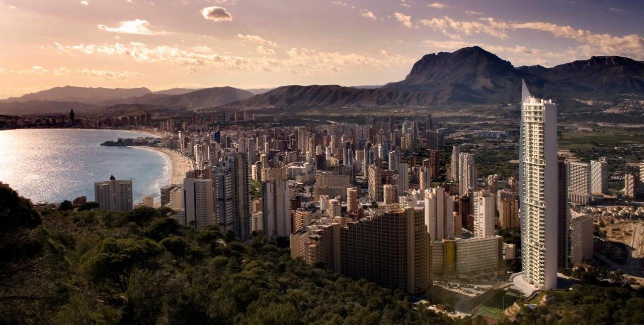 Apartamento Planta 37: Terraza privada con vistas al mar Benidorm Exterior foto