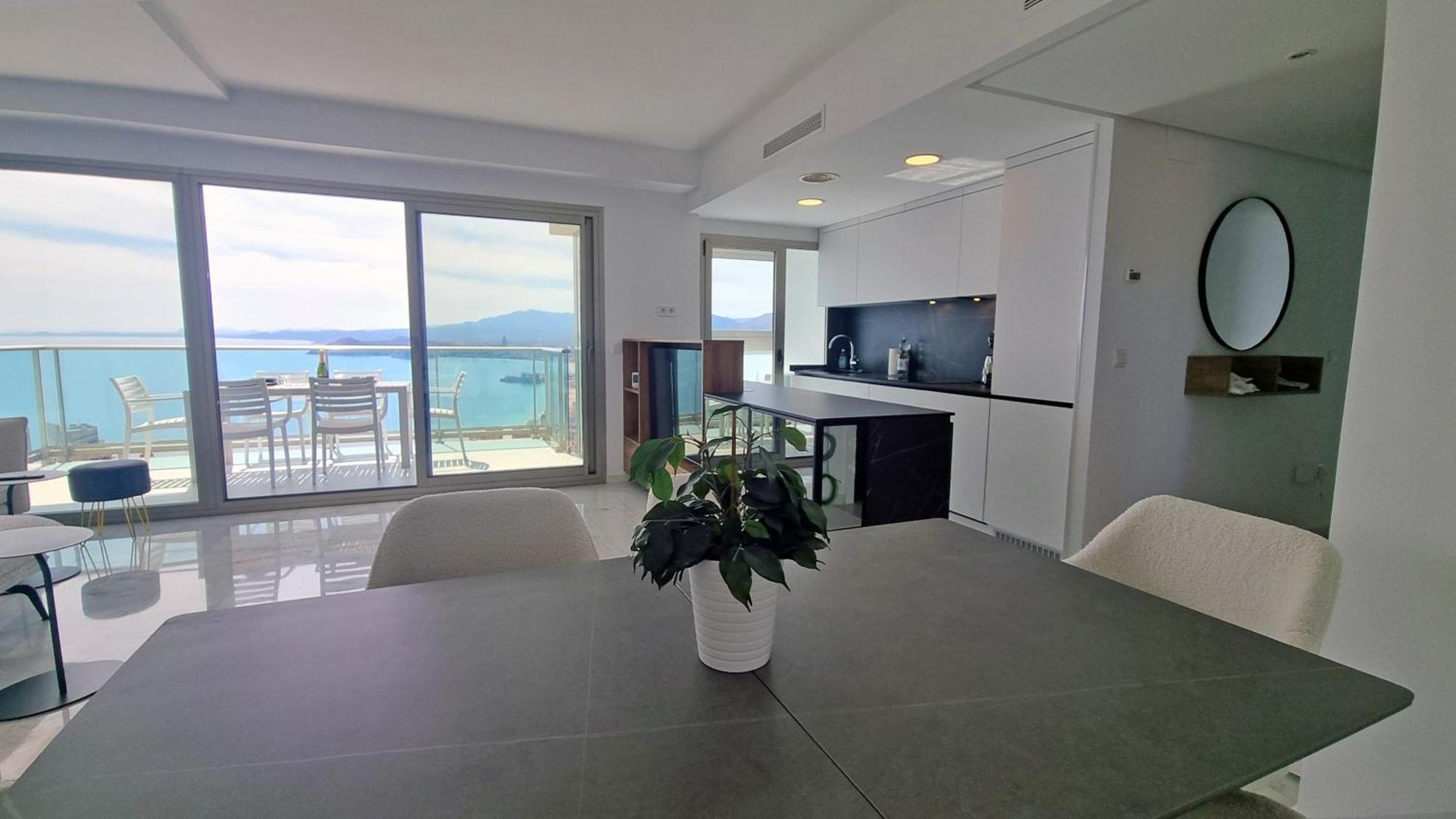 Apartamento Planta 37: Terraza privada con vistas al mar Benidorm Exterior foto